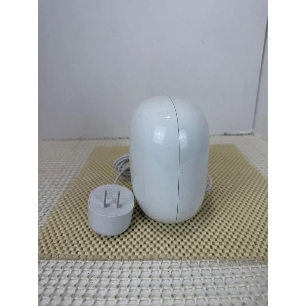 google G6ZUC Wifi White With power adapter White EUC